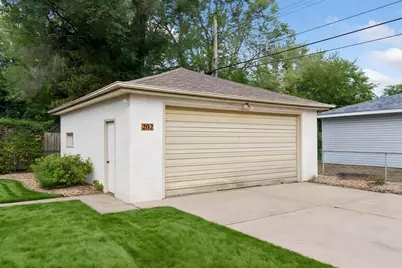 202 Ash Street W, South Saint Paul, MN 55075 - Photo 46