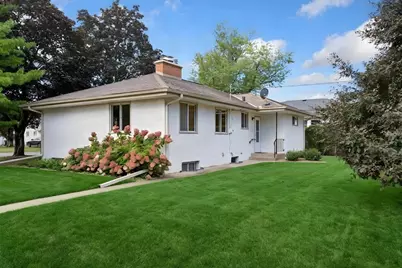 202 Ash Street W, South Saint Paul, MN 55075 - Photo 42