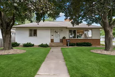 202 Ash Street W, South Saint Paul, MN 55075 - Photo 1