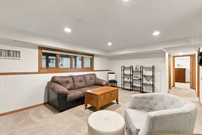 4760 Larson Road, Shoreview, MN 55126 - Photo 38