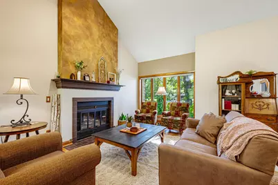 1265 Rolling Oaks Lane NW, Hutchinson, MN 55350 - Photo 4