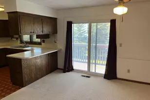 4459 Urbandale Ct N, Plymouth, MN 55446 - Photo 8
