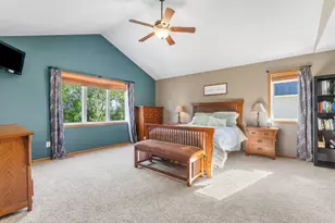 746 Riesgraf Rd, Carver, MN 55315 - Photo 36