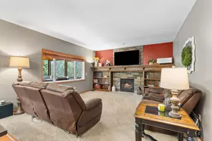746 Riesgraf Rd, Carver, MN 55315 - Photo 20