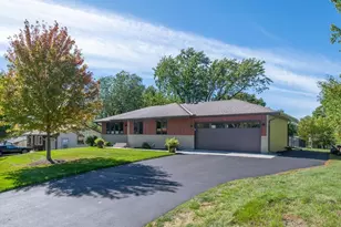 13008 Lakeview Dr Dr, Burnsville, MN 55337 - Photo 4