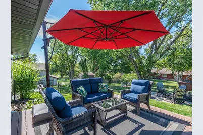 13008 Lakeview Drive Drive, Burnsville, MN 55337 - Photo 28