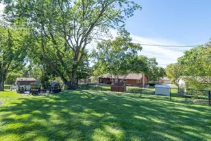 13008 Lakeview Dr Dr, Burnsville, MN 55337 - Photo 34