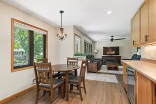 13008 Lakeview Dr Dr, Burnsville, MN 55337 - Photo 10