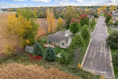 910 Lee Street NE, Owatonna, MN 55060 - Photo 46