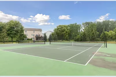 10381 Lancaster Cove, Woodbury, MN 55129 - Photo 32