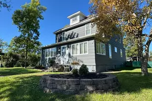 703 1st St SE, Wadena, MN 56482 - Photo 2