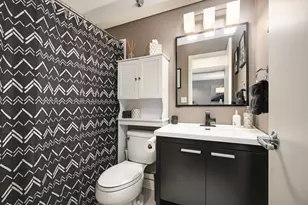 48 Groveland Terrace, Minneapolis, MN 55403 - Photo 22