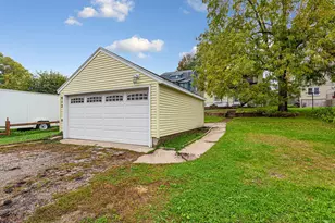 613 S Broadway St, New Ulm, MN 56073 - Photo 48