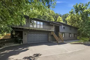 138 Chaparral Dr, Apple Valley, MN 55124 - Photo 2