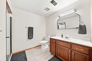 138 Chaparral Dr, Apple Valley, MN 55124 - Photo 34