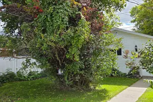 605 7th St, International Falls, MN 56649 - Photo 14