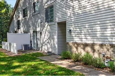 2583 Lockwood Drive, Mendota Heights, MN 55120 - Photo 2