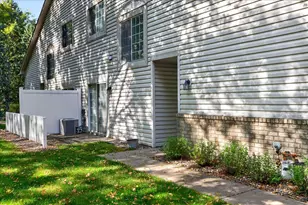 2583 Lockwood Dr, Mendota Heights, MN 55120 - Photo 2