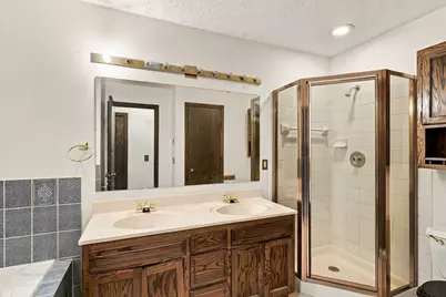 513 Upper Wood Way, Burnsville, MN 55337 - Photo 8