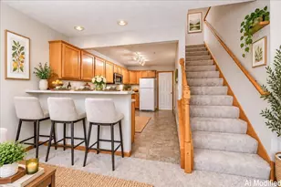 8334 Delaney Dr, Inver Grove Heights, MN 55076 - Photo 12