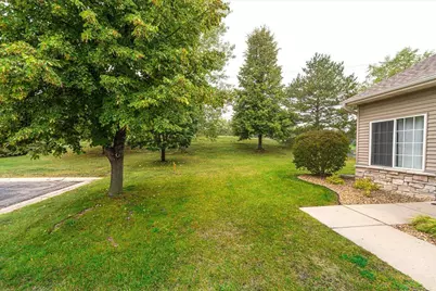 8334 Delaney Drive, Inver Grove Heights, MN 55076 - Photo 32