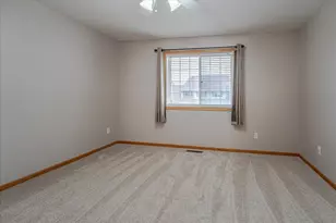 8334 Delaney Dr, Inver Grove Heights, MN 55076 - Photo 24