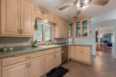 31 Lake Avenue E, Minnesota Lake, MN 56068 - Photo 12