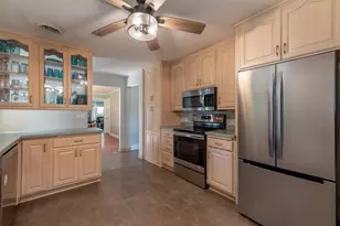 31 Lake Ave E, Minnesota Lake, MN 56068 - Photo 10