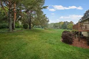 1142 Parkview Ln, Eagan, MN 55123 - Photo 30