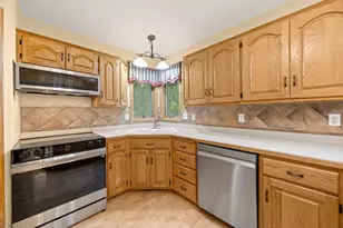 38308 Golden Oaks Trail, North Branch, MN 55056 - Photo 16