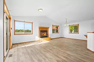 410 Camelia Dr, Clayton, WI 54004 - Photo 6