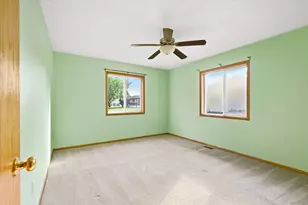410 Camelia Dr, Clayton, WI 54004 - Photo 18