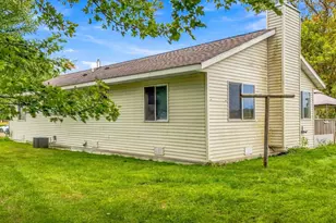 410 Camelia Dr, Clayton, WI 54004 - Photo 24