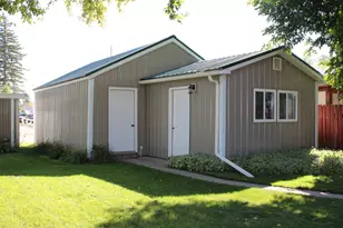 820 Horace Ave N, Thief River Falls, MN 56701 - Photo 4