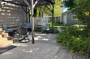 820 Horace Ave N, Thief River Falls, MN 56701 - Photo 8
