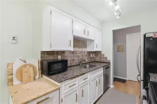 908 9th Ave S, Hopkins, MN 55343 - Photo 8