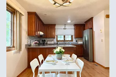 2023 Parkside Drive, Saint Paul, MN 55119 - Photo 4