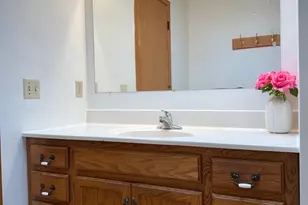 2023 Parkside Dr, Saint Paul, MN 55119 - Photo 14