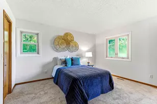 762 Elrene Ct, Eagan, MN 55123 - Photo 10