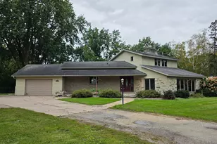240 1st St SW, Elgin, MN 55932 - Photo 4