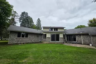240 1st St SW, Elgin, MN 55932 - Photo 10