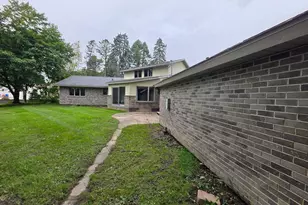 240 1st St SW, Elgin, MN 55932 - Photo 8
