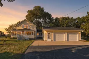 15974 Clayton Ave E, Rosemount, MN 55068 - Photo 2