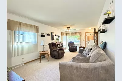 514 4th Avenue SE, Stewartville, MN 55976 - Photo 8