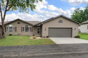 34 Carriage Ln, Owatonna, MN 55060 - Photo 1