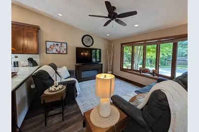 1202 Oak Drive, Montevideo, MN 56265 - Photo 14