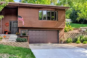 1202 Oak Dr, Montevideo, MN 56265 - Photo 1