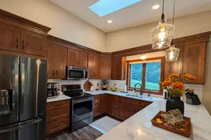 1202 Oak Dr, Montevideo, MN 56265 - Photo 8