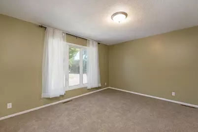 1701 Quail Roost Drive, North Mankato, MN 56003 - Photo 4