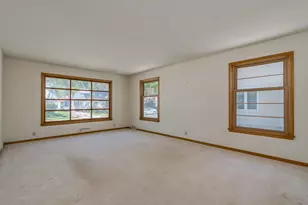 443 Harrison Ave, North Mankato, MN 56003 - Photo 6